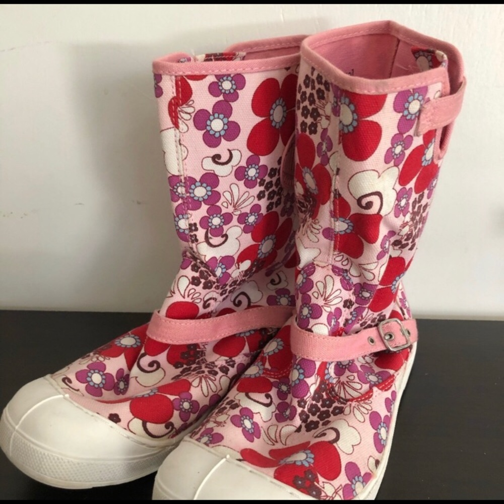 Big Girl’s Boots With Red And Pink Floral Print
